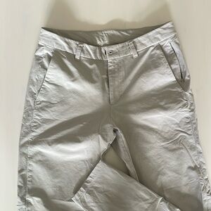 31x32 Lululemon Commission Pant, Khaki, Ultilitech